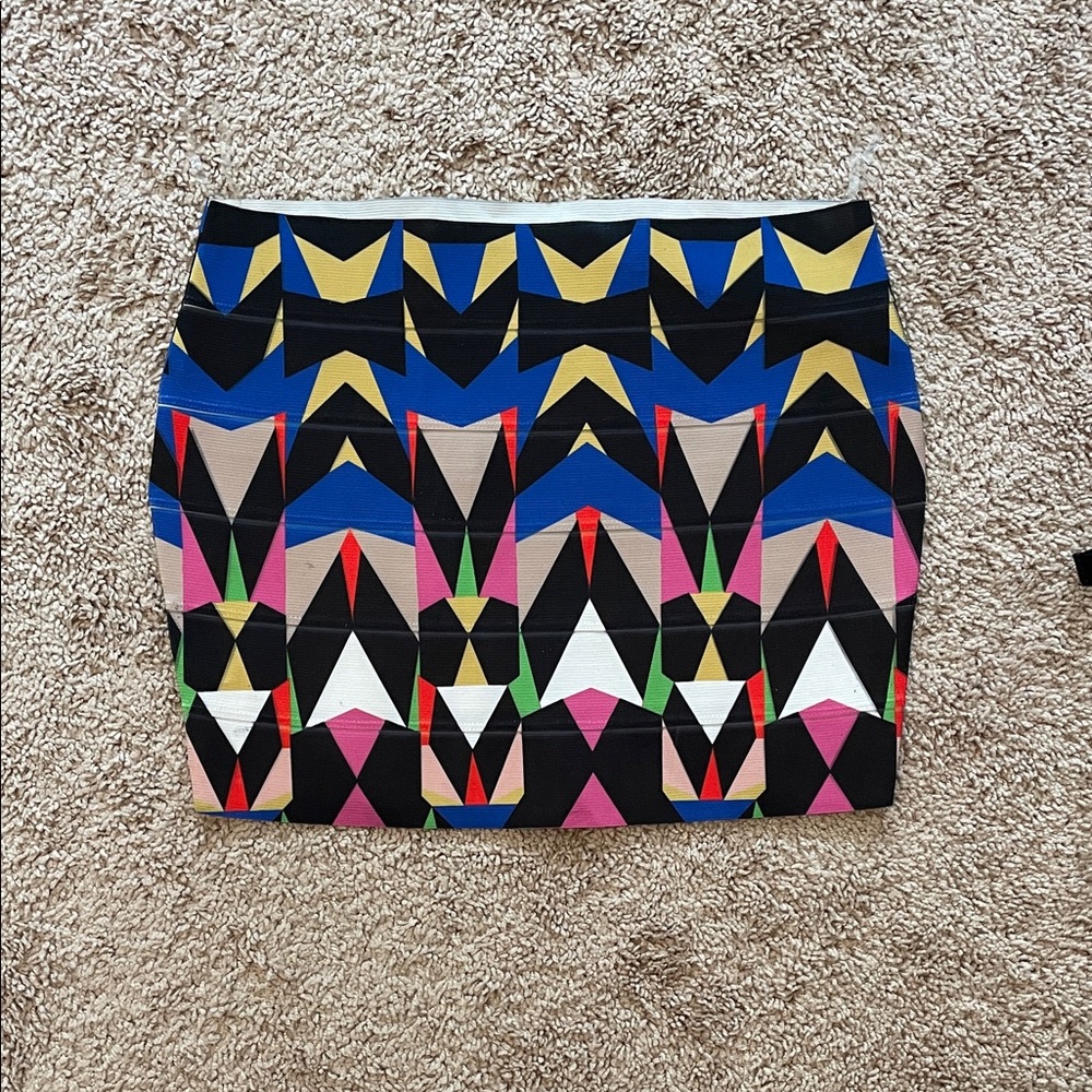 Vibrant Geometric Pencil Skirt